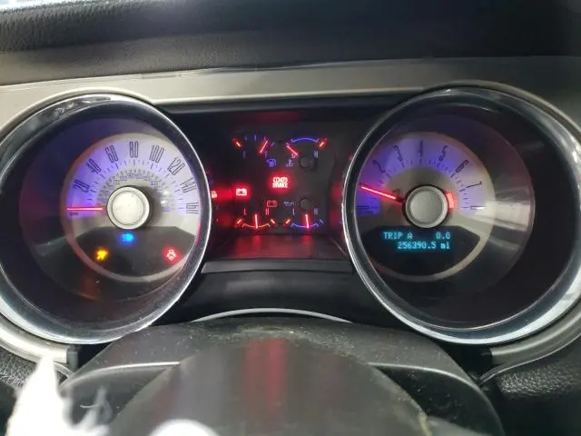 2011 FORD MUSTANG   