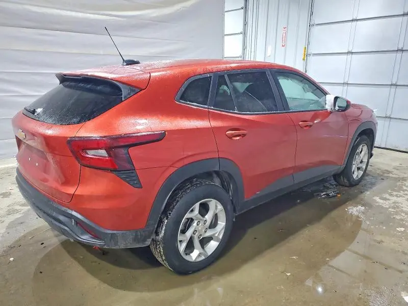 2024 CHEVROLET TRAX LS  