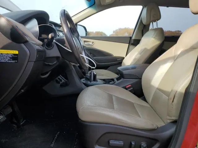 2017 HYUNDAI SANTA FE SE  