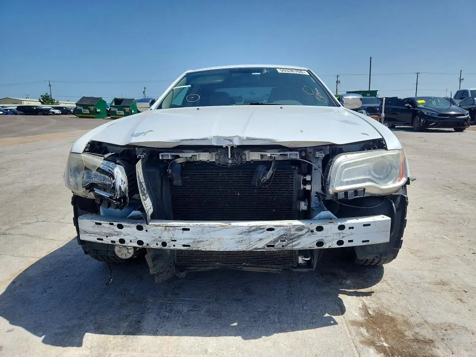 2012 CHRYSLER 300 LIMITED  