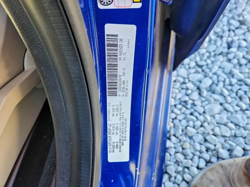 2012 DODGE AVENGER SE  