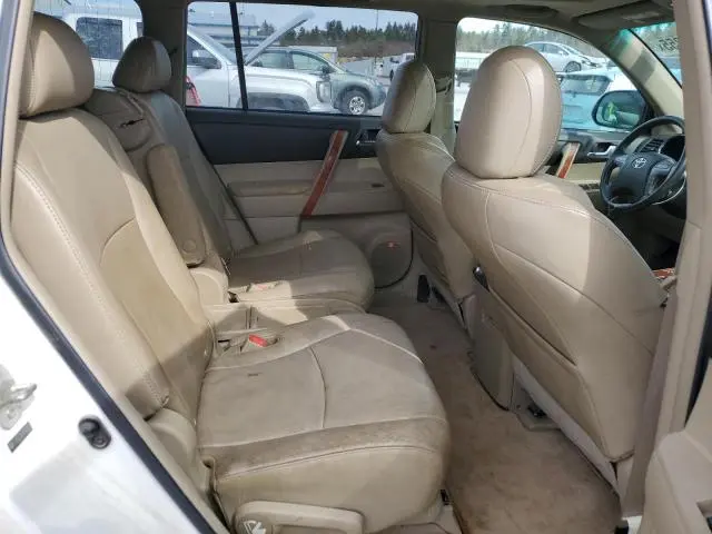 2010 TOYOTA HIGHLANDER LIMITED  