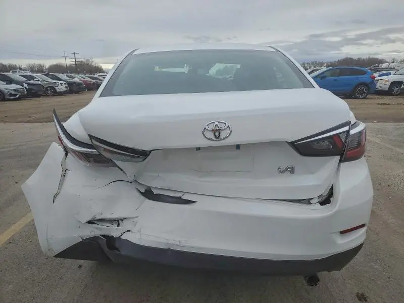 2018 TOYOTA YARIS IA   