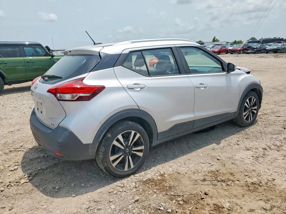 2019 NISSAN KICKS SV  