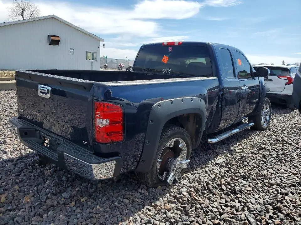 2010 CHEVROLET SILVERADO K1500 LT  
