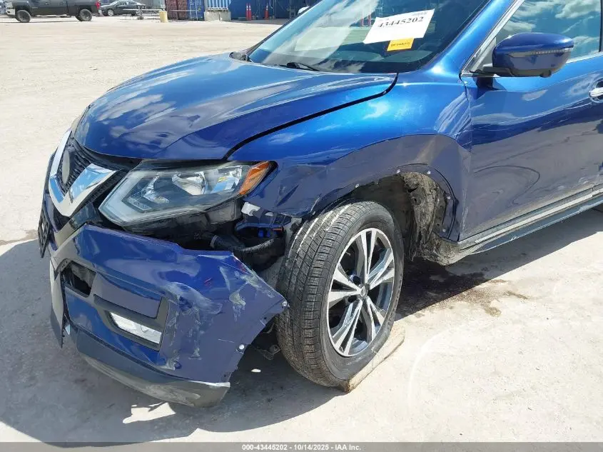 2018 NISSAN ROGUE SL