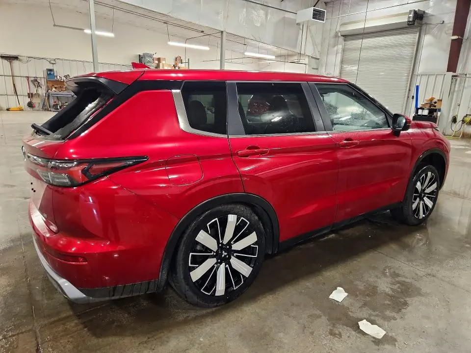 2025 MITSUBISHI OUTLANDER SE  