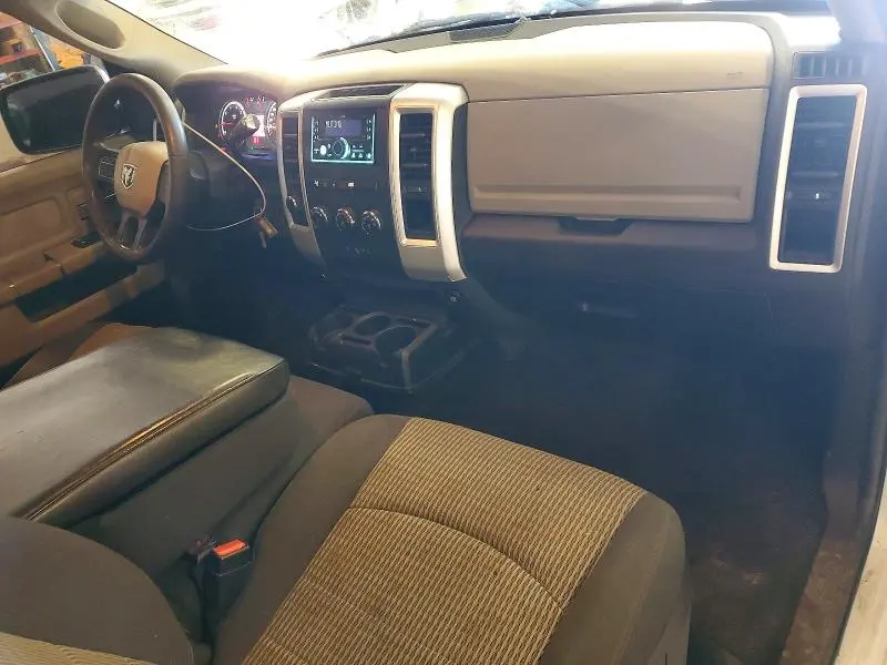 2012 DODGE RAM 1500 SLT  