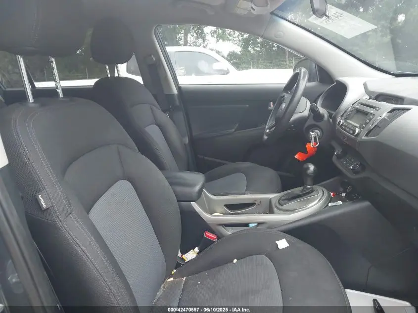 2016 KIA SPORTAGE LX