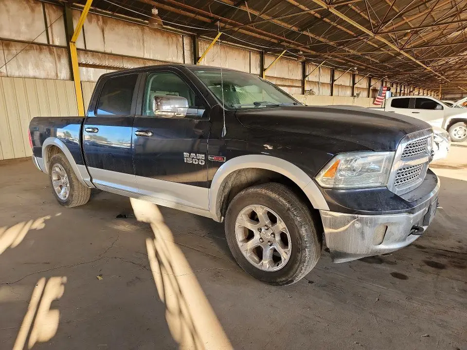 2015 RAM 1500 LARAMIE  