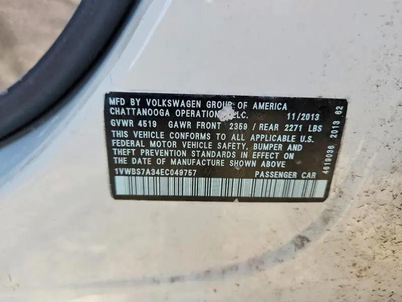 2014 VOLKSWAGEN PASSAT SE  