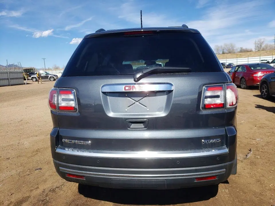 2014 GMC ACADIA SLE  