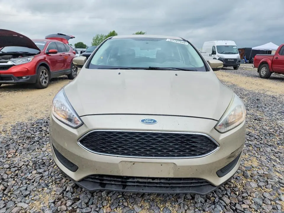 2017 FORD FOCUS SE  