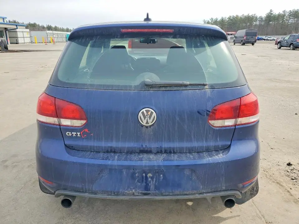 2013 VOLKSWAGEN GTI BASE  