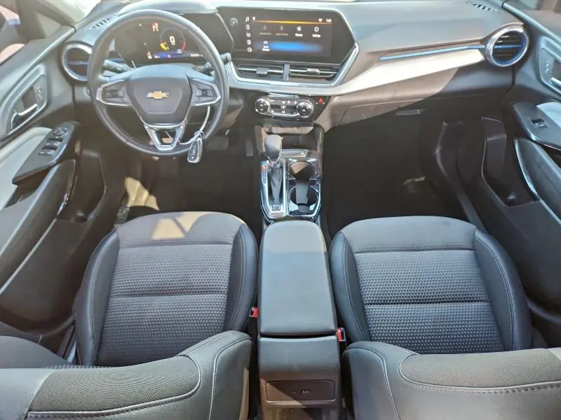 2025 CHEVROLET TRAX 1LT  