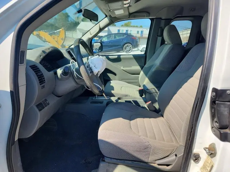 2019 NISSAN FRONTIER S  