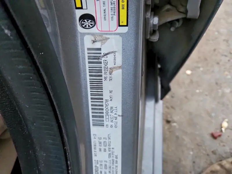 2013 CHRYSLER 200 LX  