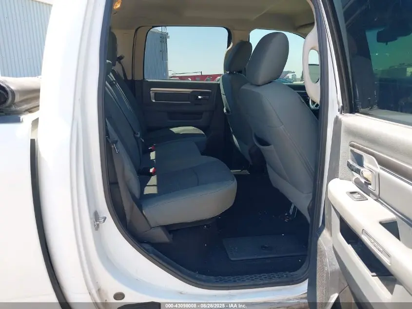 2015 RAM 1500 BIG HORN