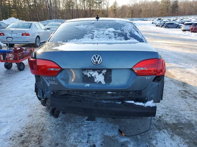 2013 VOLKSWAGEN JETTA TDI  