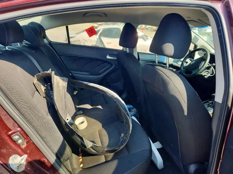 2017 KIA FORTE LX  