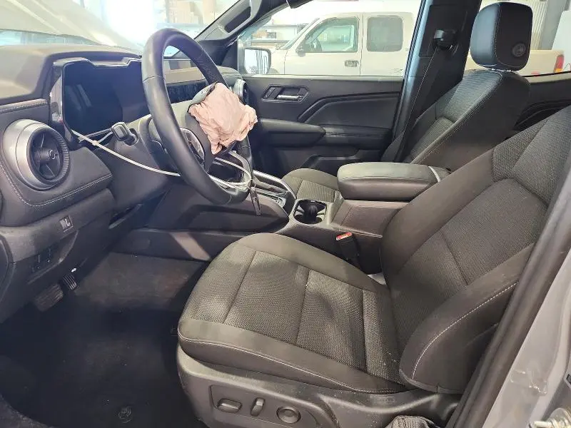 2025 CHEVROLET COLORADO LT  