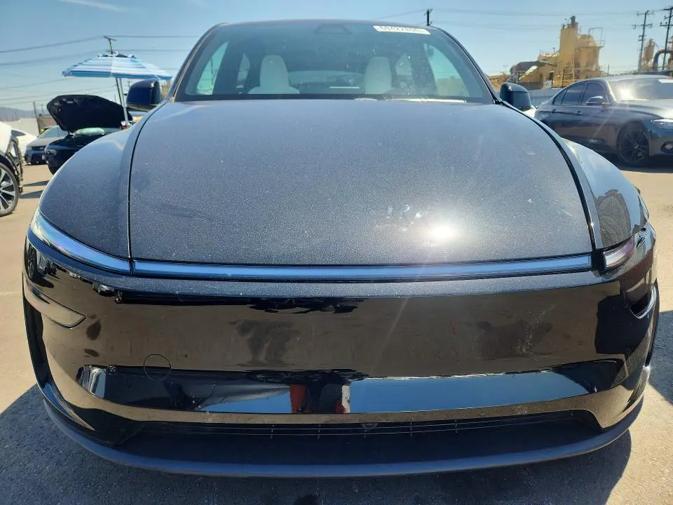 2026 TESLA MODEL Y   