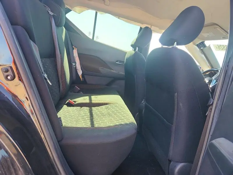2021 NISSAN KICKS SR  