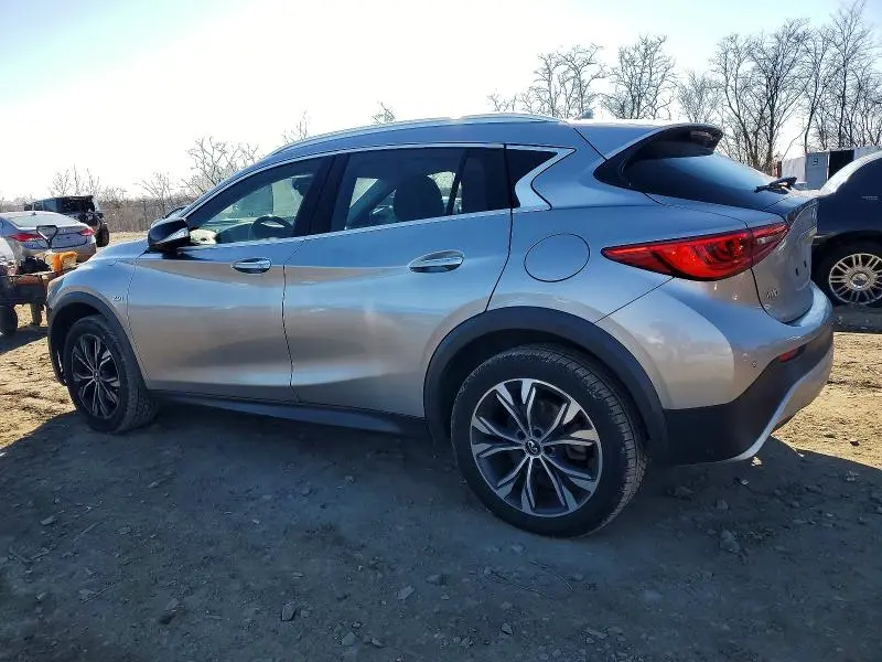 2018 INFINITI QX30 BASE  