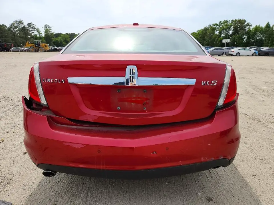 2010 LINCOLN MKS   