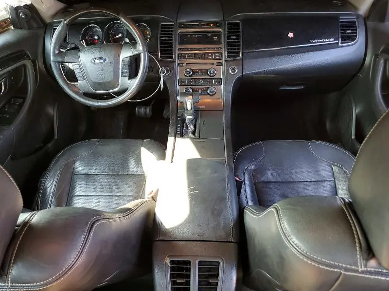 2011 FORD TAURUS LIMITED  
