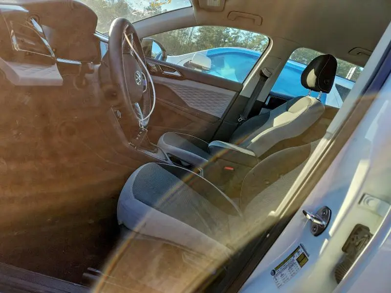 2024 VOLKSWAGEN TAOS S  