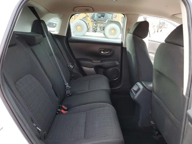 2025 HONDA HR-V LX  