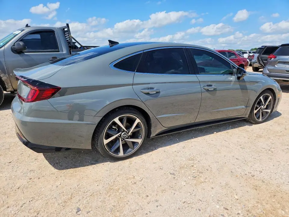 2022 HYUNDAI SONATA SEL PLUS  