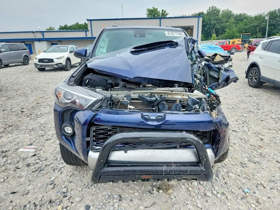 2022 TOYOTA 4RUNNER TRD OFF-ROAD  