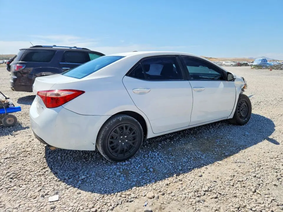 2017 TOYOTA COROLLA LE  