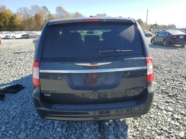 2016 CHRYSLER TOWN & COUNTRY S  