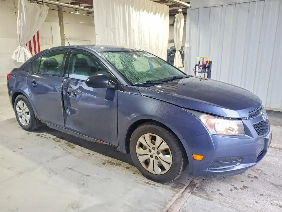 2013 CHEVROLET CRUZE LS  