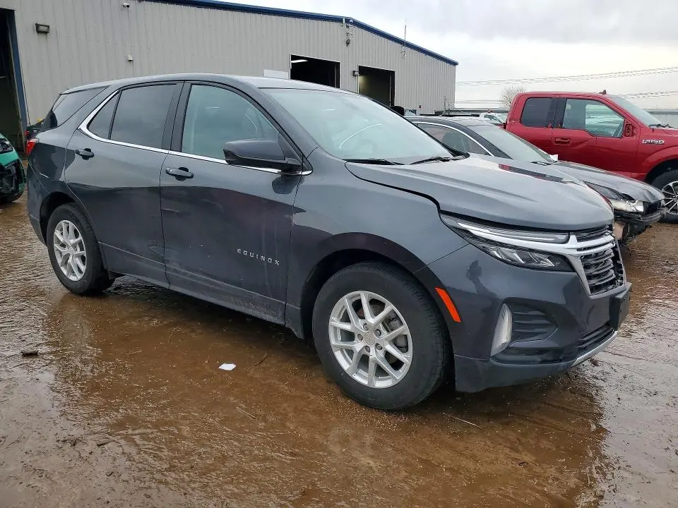 2023 CHEVROLET EQUINOX LT  