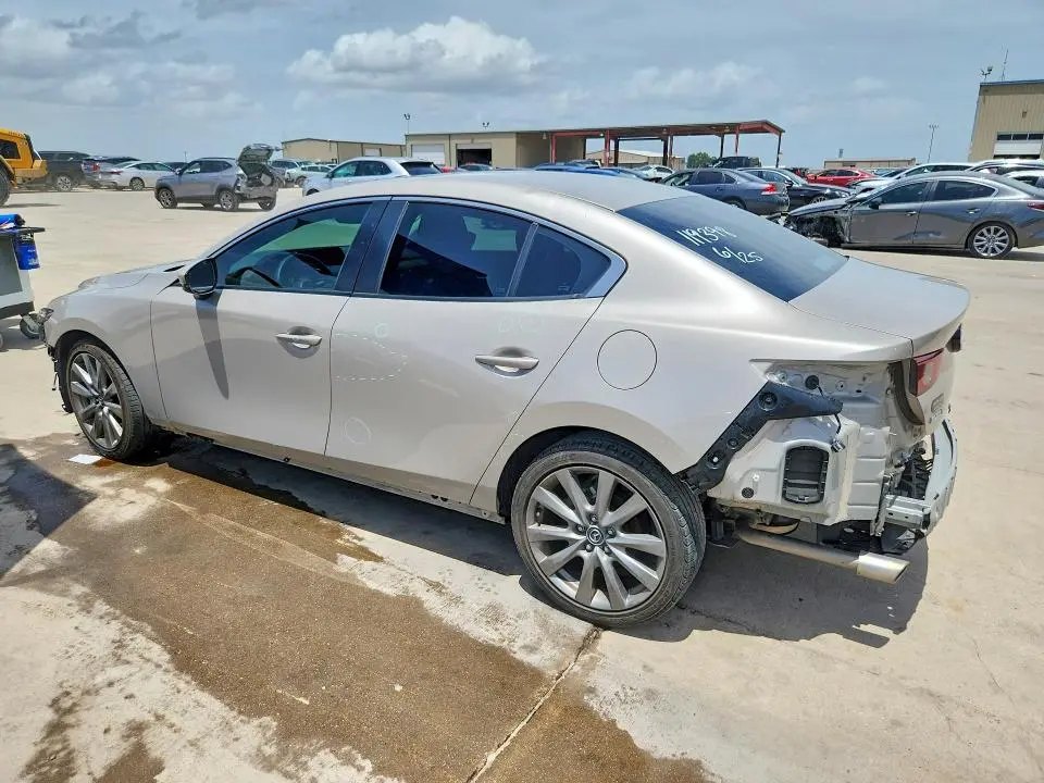 2024 MAZDA 3 PREFERRED  