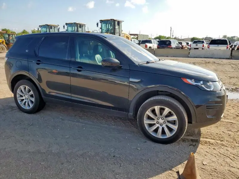 2017 LAND ROVER DISCOVERY SPORT SE  
