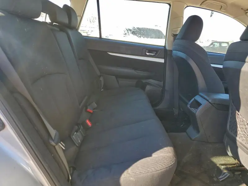 2012 SUBARU OUTBACK 2.5I  