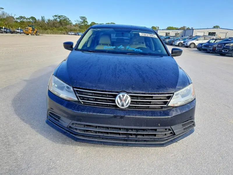 2016 VOLKSWAGEN JETTA SE  