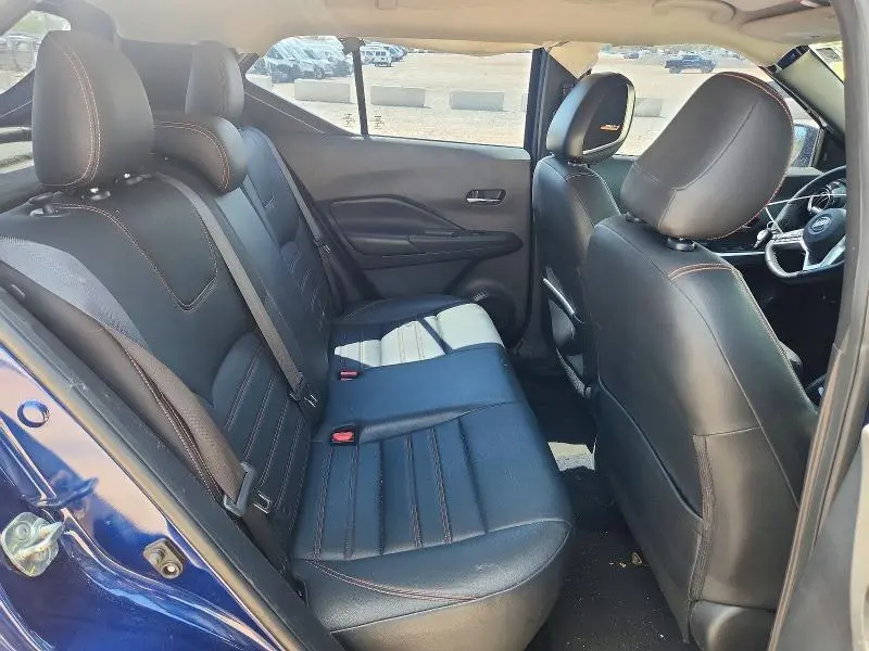 2019 NISSAN KICKS SR  