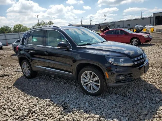 2012 VOLKSWAGEN TIGUAN S  