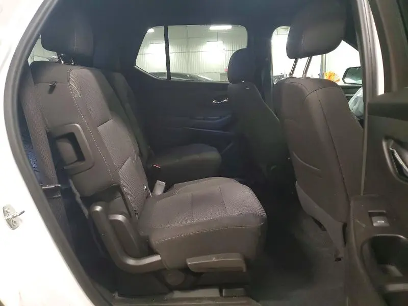 2023 CHEVROLET TRAVERSE LT  