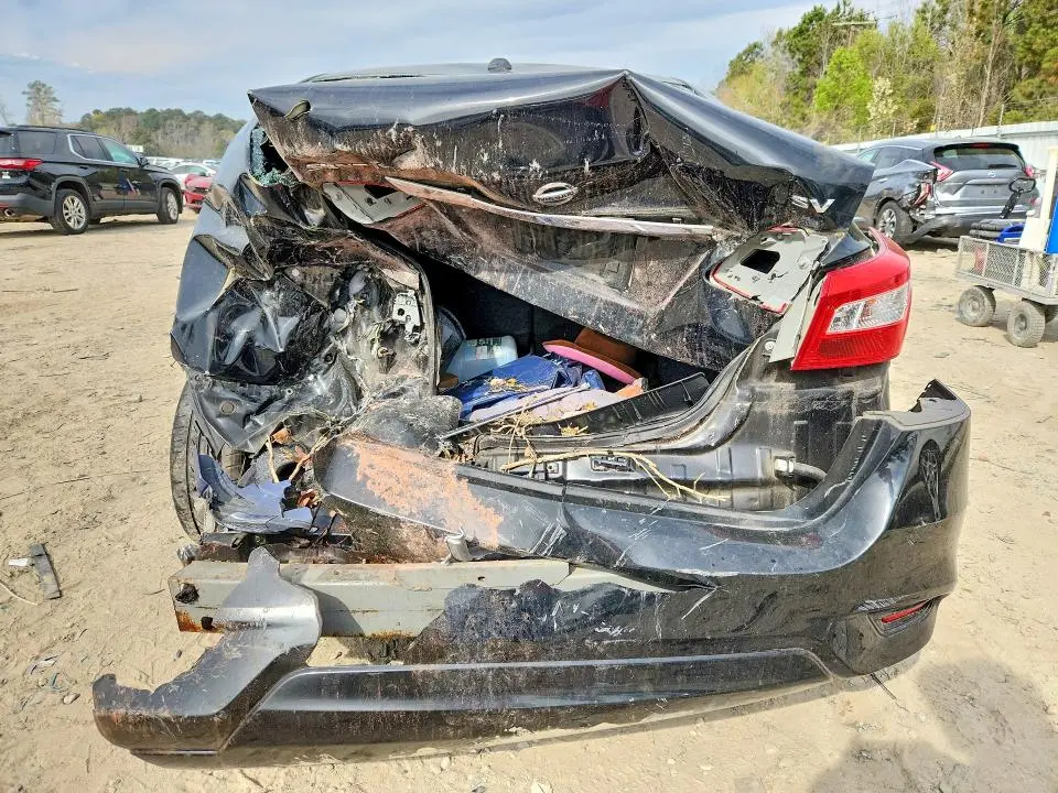 2019 NISSAN SENTRA SV  