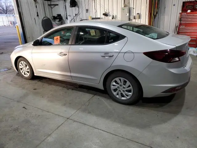 2019 HYUNDAI ELANTRA SE  