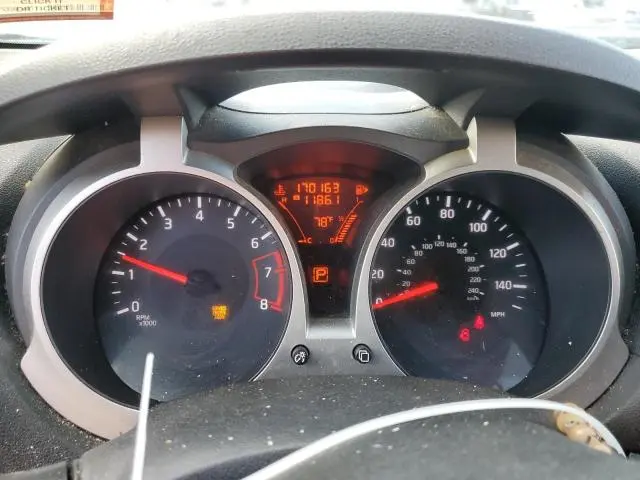 2014 NISSAN JUKE S  