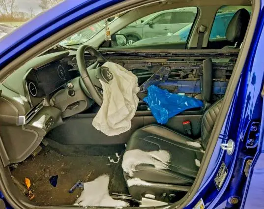 2023 HYUNDAI ELANTRA LIMITED  