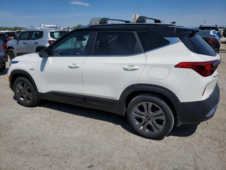2022 KIA SELTOS S  